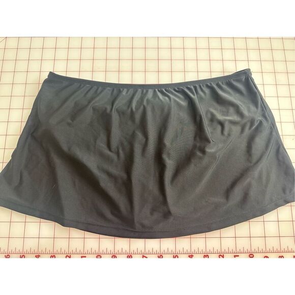 Catalina black swim Skort size M with attached bikini bottoms - Picture 1 of 4